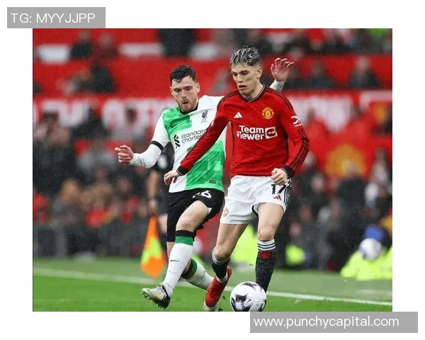 英超激战巴黎圣日耳曼与利物浦握手言和争议判罚引发热议